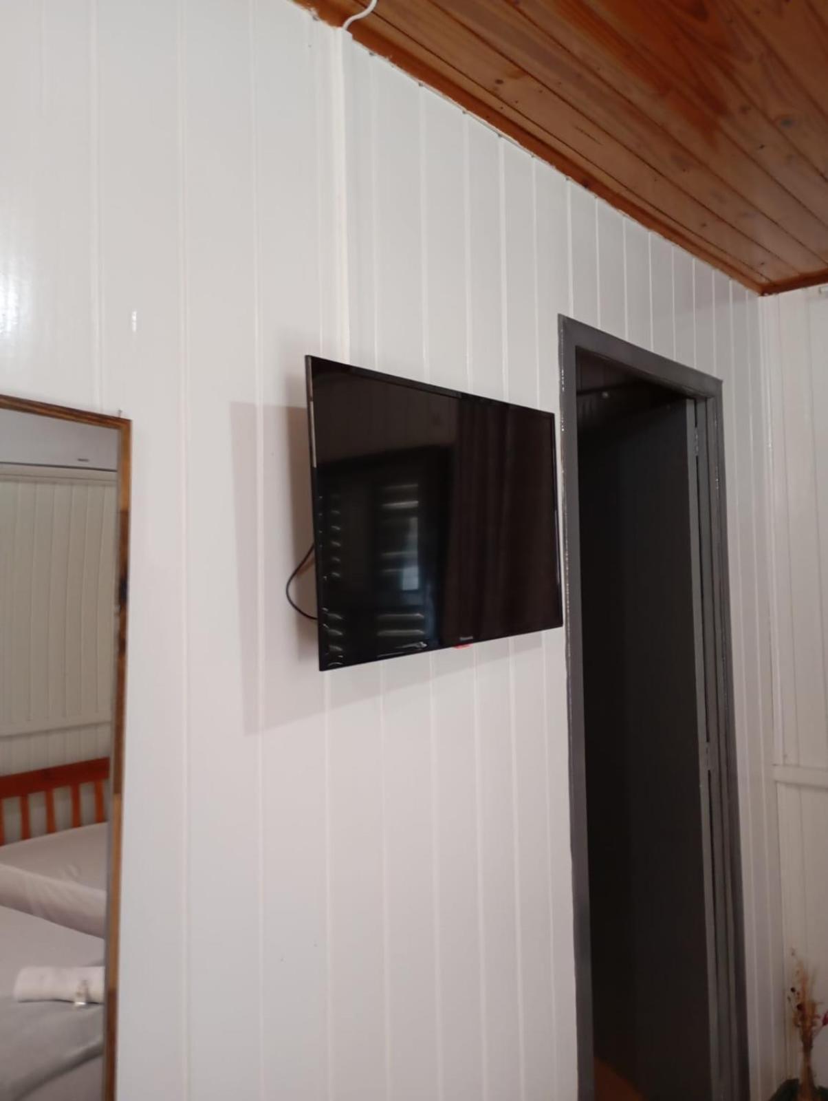 4Estacoes Villa เลาโรมิลเลอร์ ภายนอก รูปภาพ
